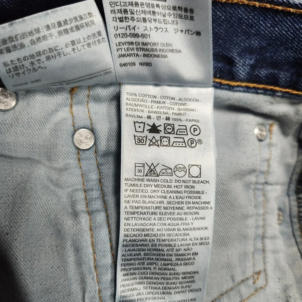 Levis 505 Regular Fit Jeans Mens 42x30 Medium Wash Blue Straight Leg‎ Pants